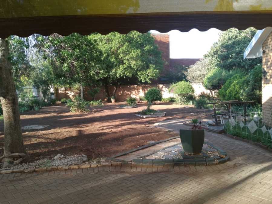 To Let 4 Bedroom Property for Rent in Fichardt Park Free State